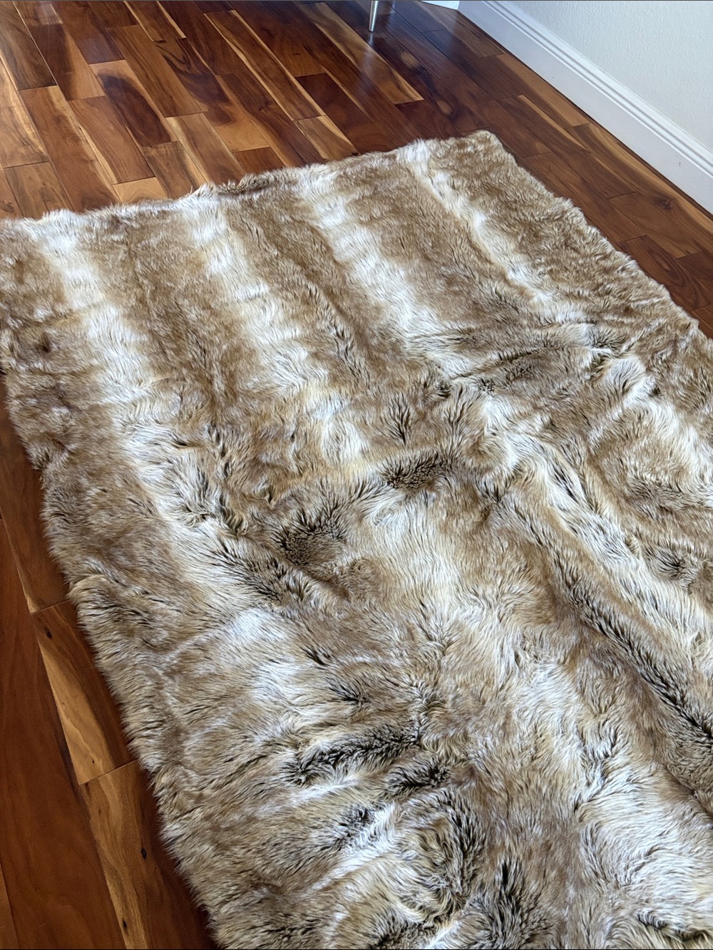 RH Restoration Hardware Luxe Faux Fur Throw Blanket 60x80 Oversized - Picture 5 of 7